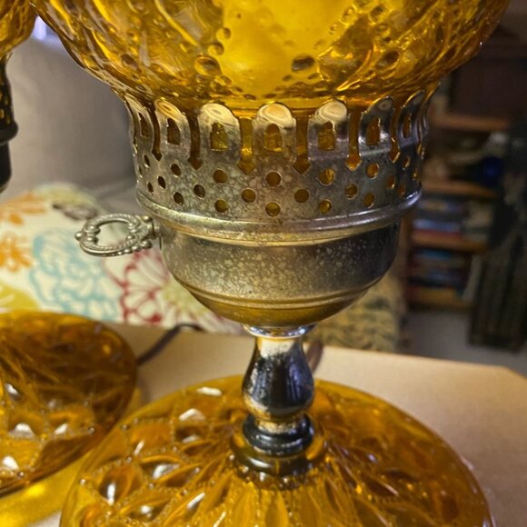78-(VHD) Vintage. Home Decor. Amber. Glass. Hurricane Lamps. - Picture 14 of 15